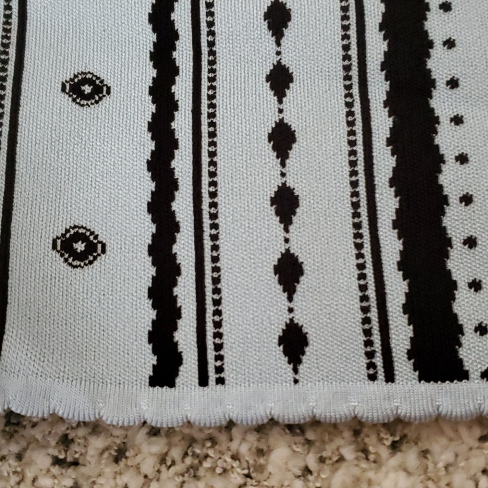 Top - Picture 3 of 5
